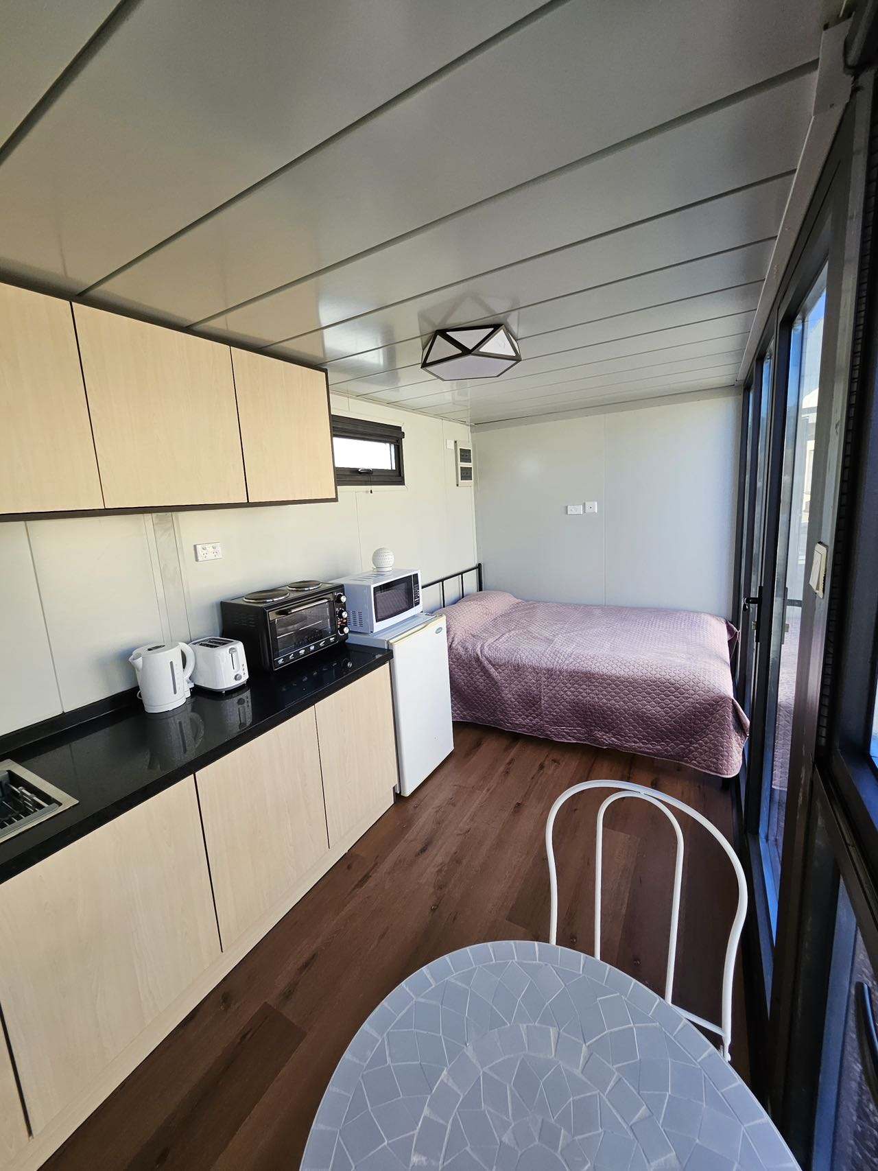 Horizon Series | Luxury Turnkey Space Capsule House & Prefab ADU
