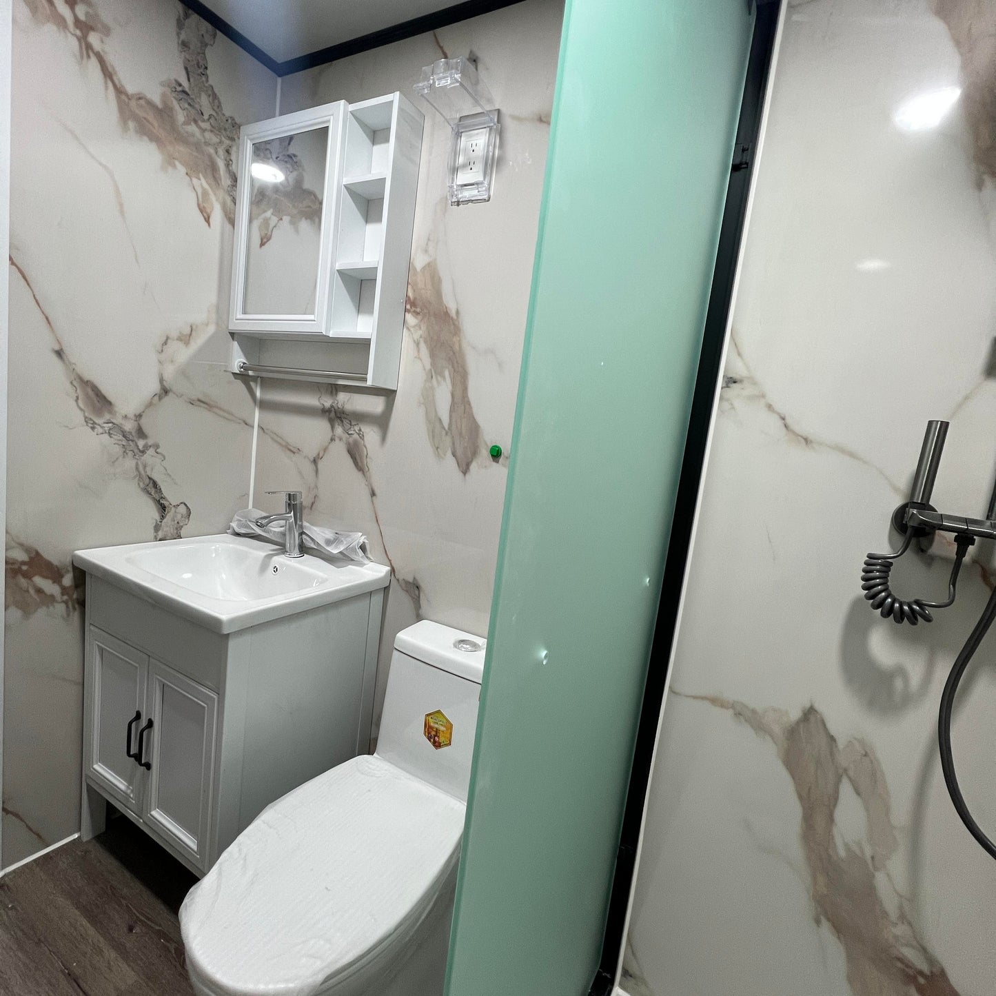 Modern Panel-Finish Expandable Home Prefab Tiny Home, Living Unit